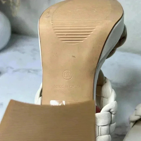 Anne Klein Shoes Nib Anne Klein Akaiden Sandal
Womens Size 9.5M - Picture 12 of 14